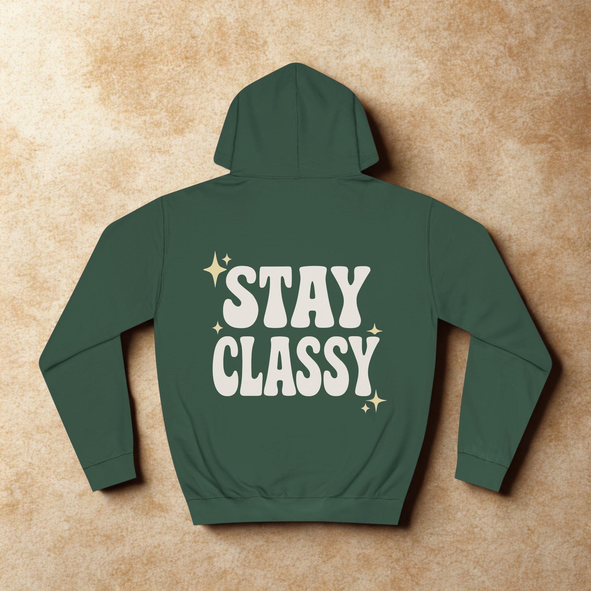 Stay Classy Unisex College Hoodie – Bequemer Pullover & Trendiger Studenten-Sweatshirt - HappymodernDesigns 