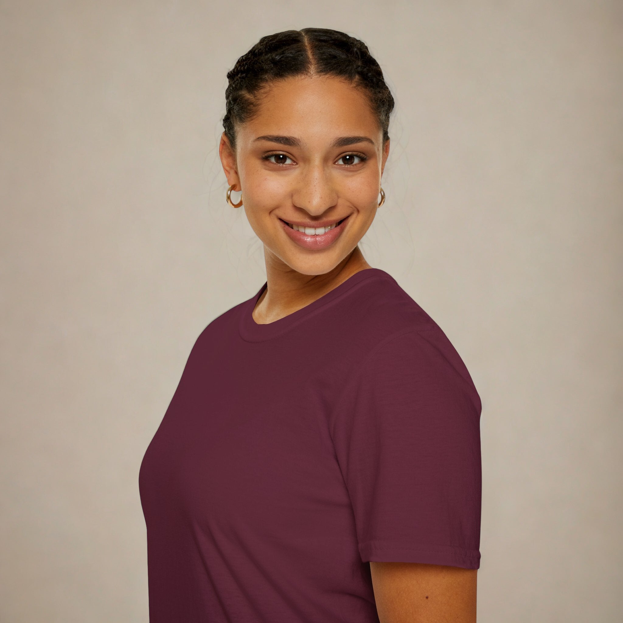 Vintage Love T-Shirt – Weiches Unisex Tee mit Herz-Design | Perfekt für Paare & Valentinstag - HappymodernDesigns 